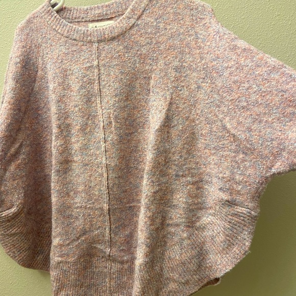 Lou & Grey poncho sweater - Picture 5 of 5